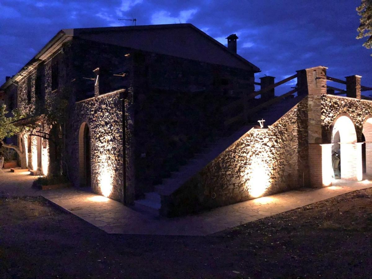 Agriturismo Il Broletto スヴェレート エクステリア 写真