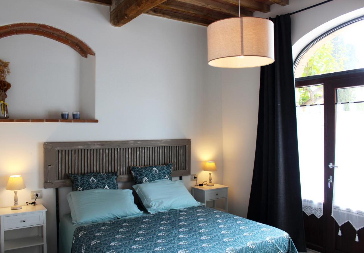 Agriturismo Il Broletto スヴェレート エクステリア 写真