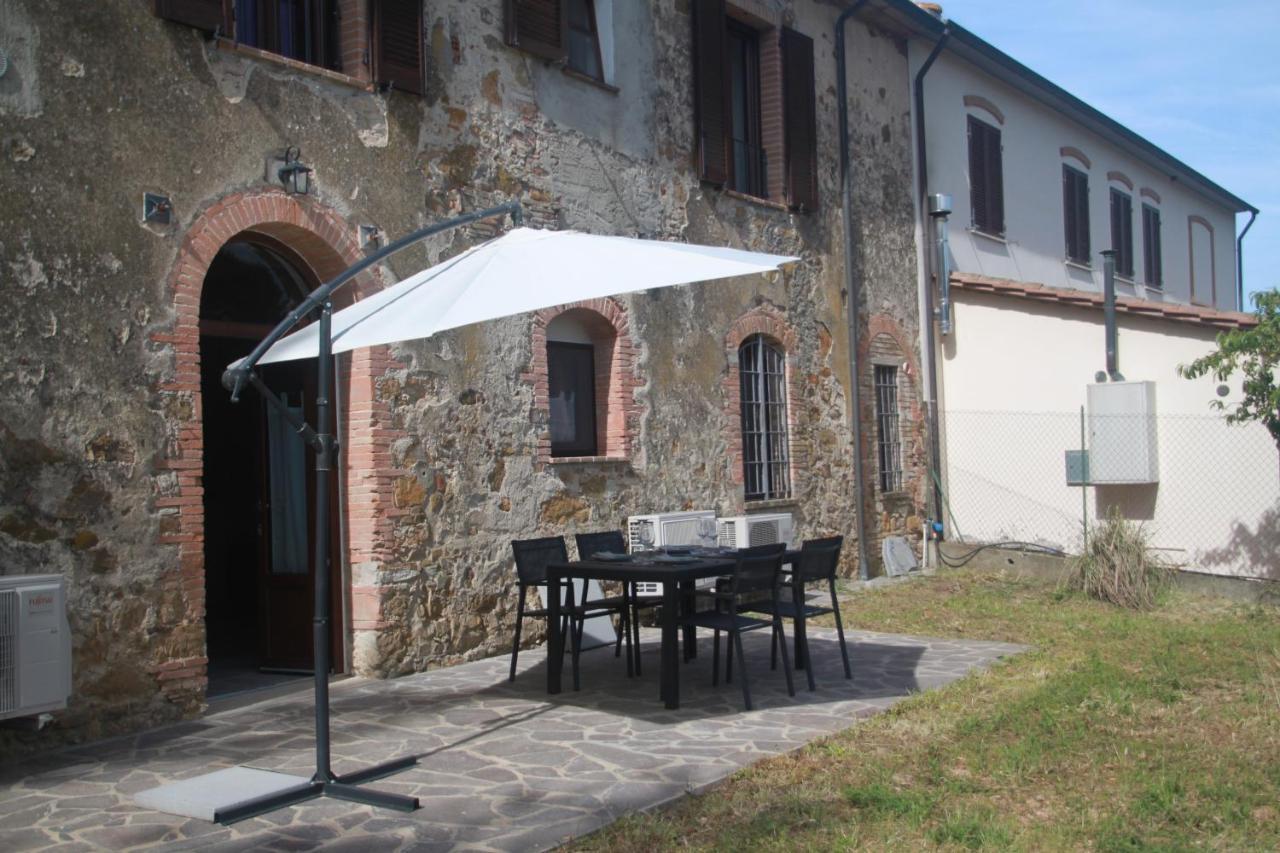 Agriturismo Il Broletto スヴェレート エクステリア 写真
