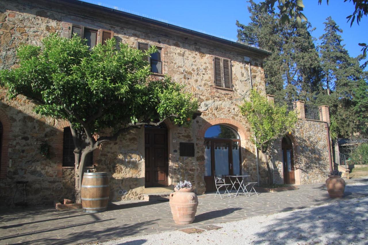 Agriturismo Il Broletto スヴェレート エクステリア 写真